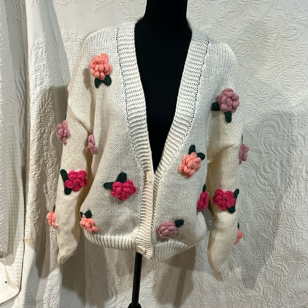 Luna Ivy cardigan, size medium, NWT